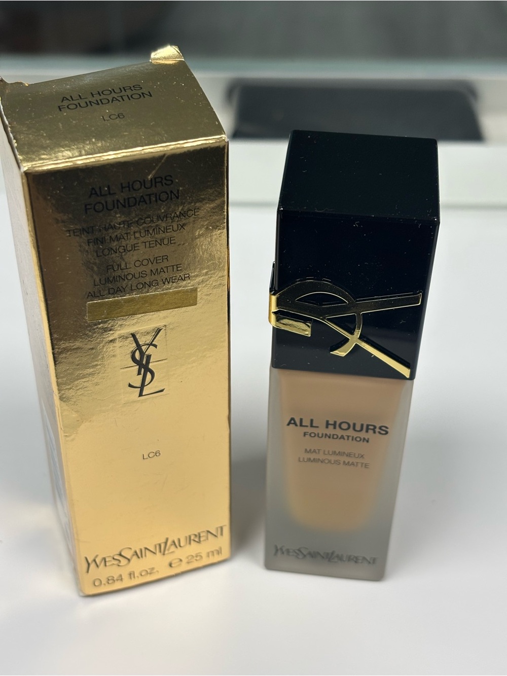 ✨ Yves Saint Laurent All Hours Foundation LC6 25ml Luminous Matte ✨
